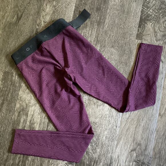 NWT Koral Timelapse Medium Rise Legging in Wine Sz Small - Picture 7 of 8